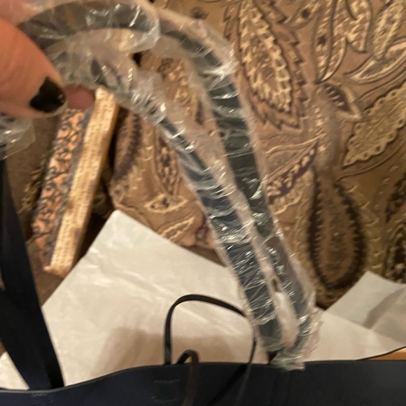 Mark and Graham tote - Picture 6 of 8